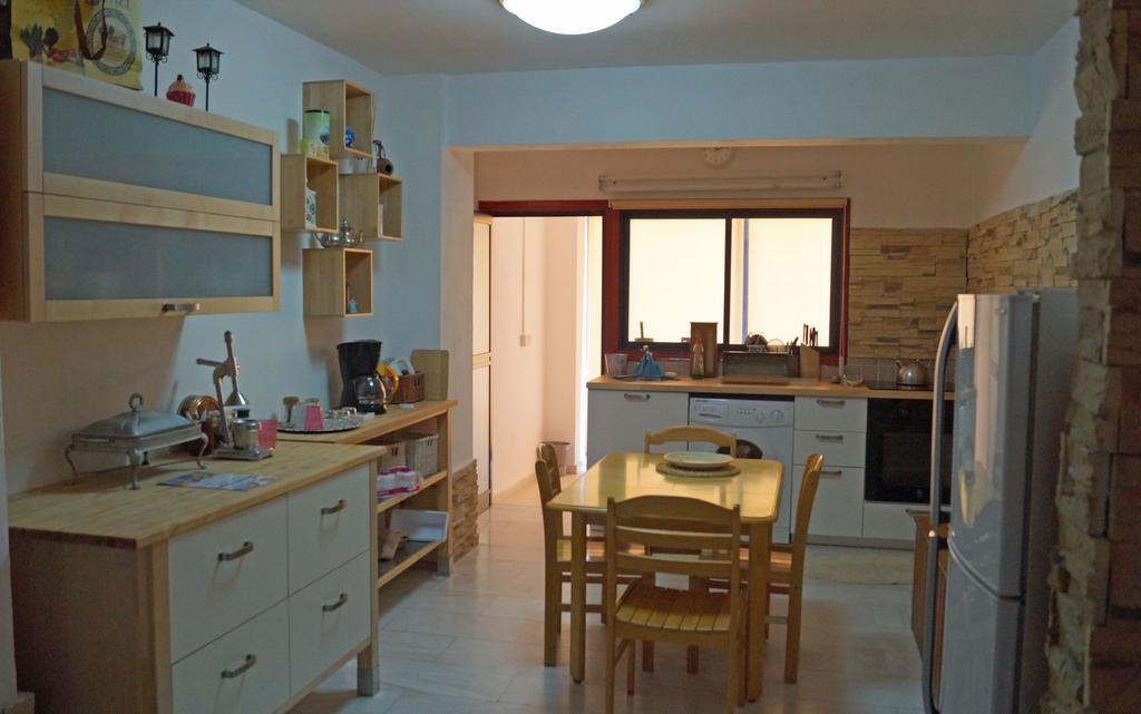 Destalo Court Larnaca Apartment Cameră foto